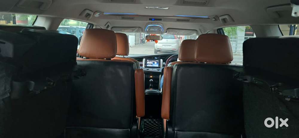 Toyota Innova Crysta