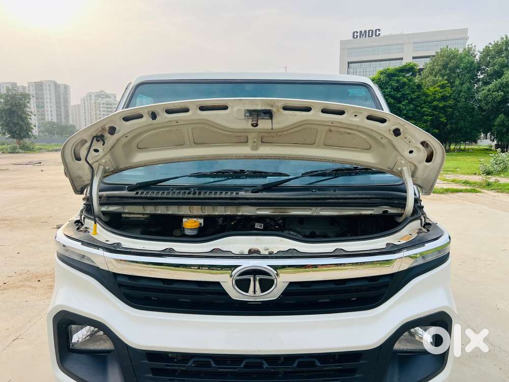 Tata Winger Platinum Bsiv, 2024, Diesel
