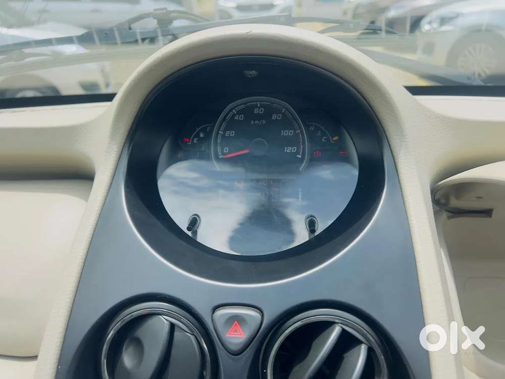 Tata Nano Xta, 2016, Petrol