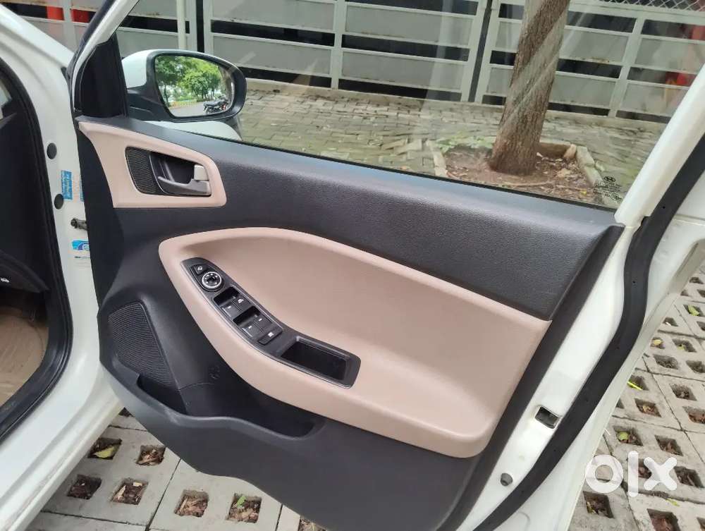 Hyundai Elite I20 Sportz 1.2 Petrol 2015
