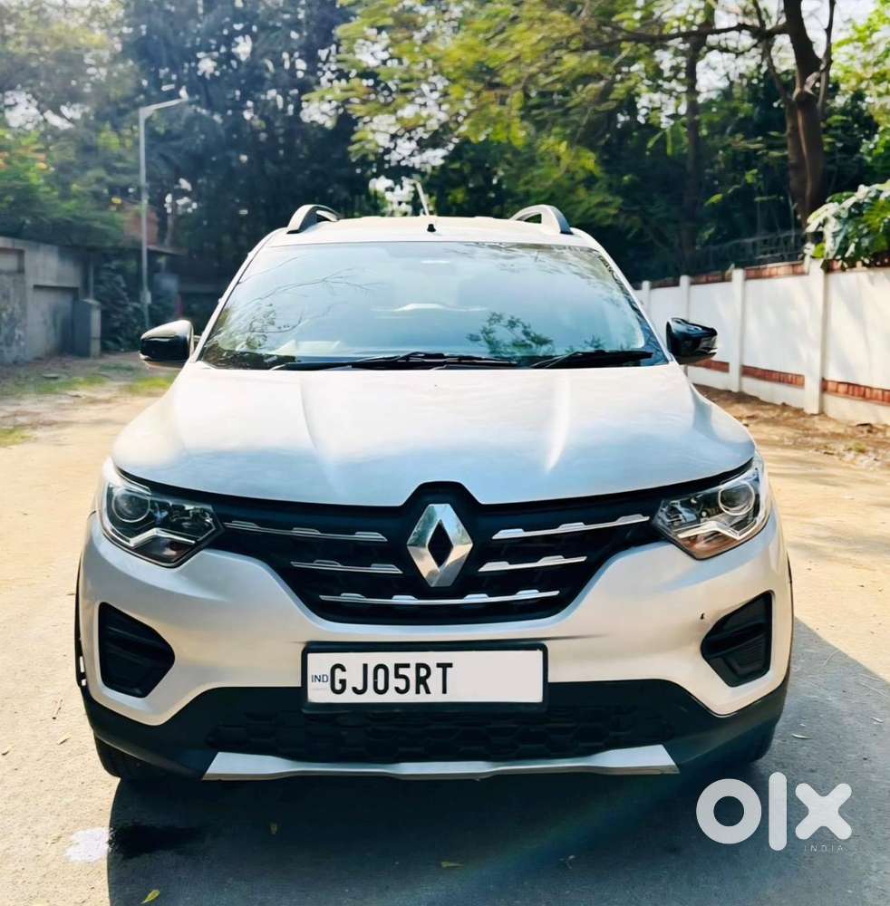 Renault Triber Rxt, 2023, Petrol