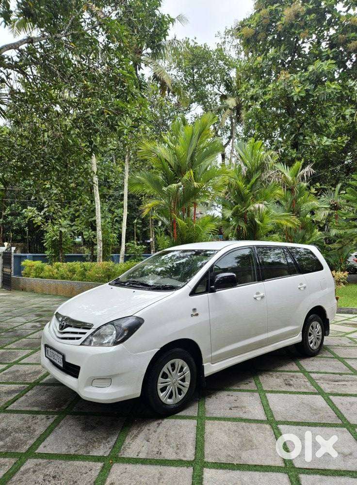 Toyota Innova 2.5 G4 Diesel 7-seater, 2006, Diesel