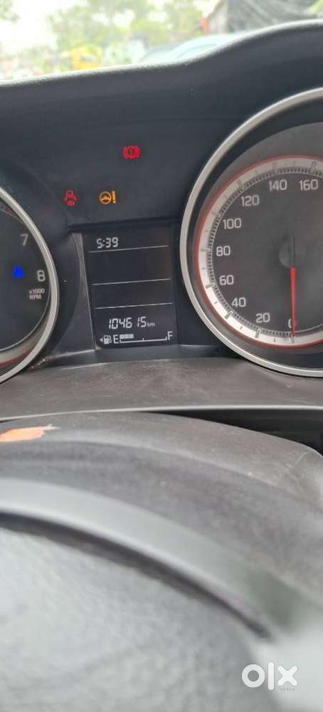 Maruti Suzuki Swift Vvt Vxi, 2021, Petrol