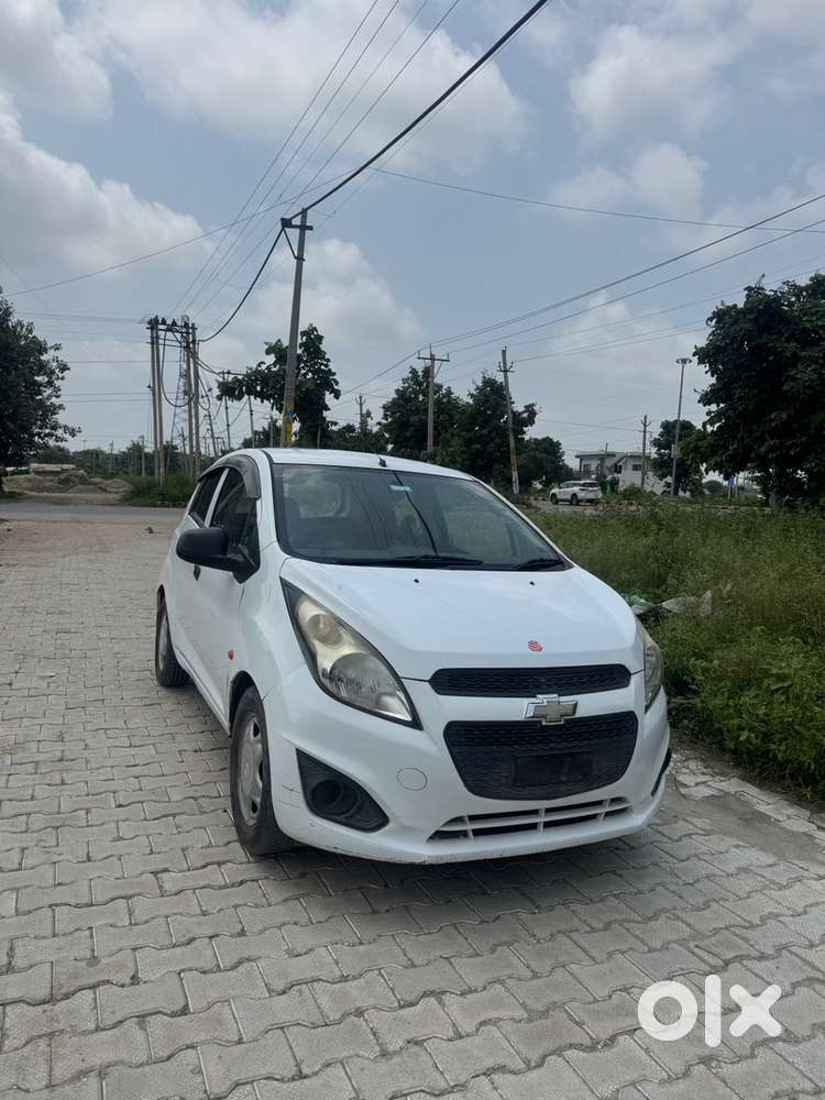 Chevrolet Beat Petrol 2016