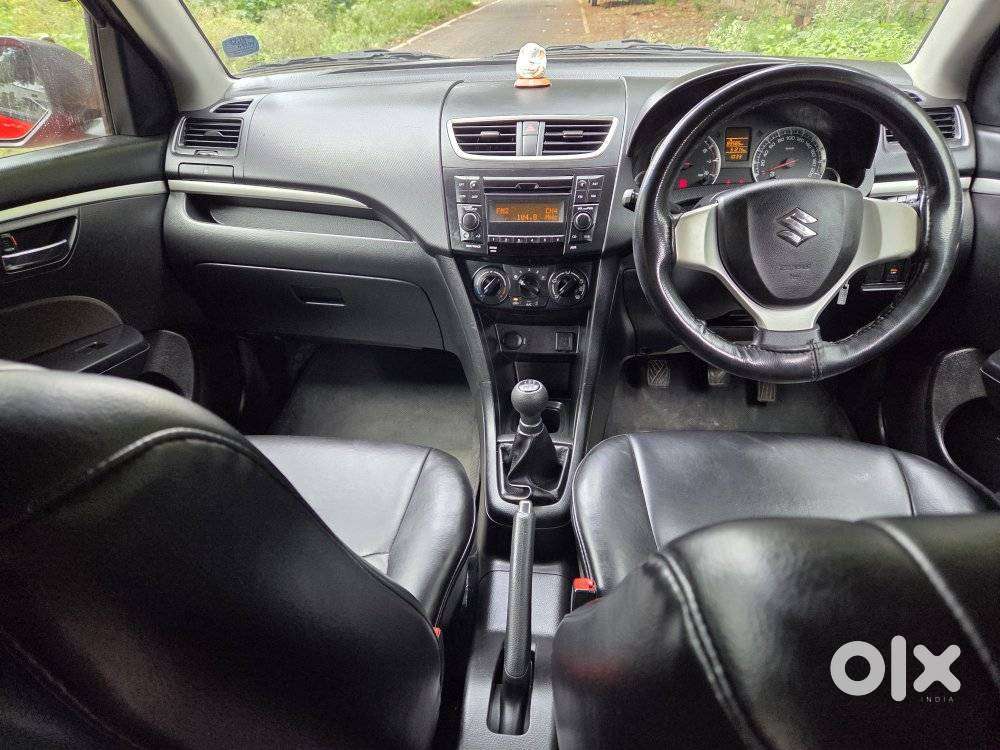 Maruti Suzuki Swift Vxi + Manual, 2017, Petrol