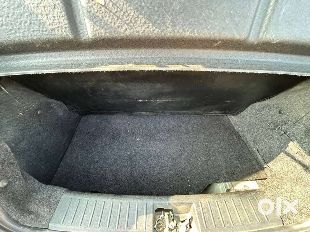 Mahindra Kuv 100 2016-2017 Mfalcon G80 K4, 2016, Petrol