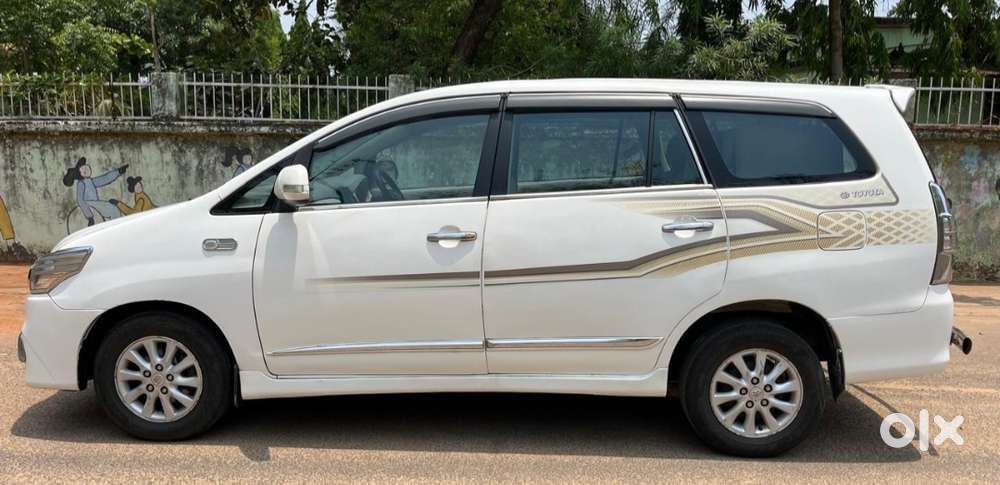 Toyota Innova 2.5 Z Diesel 7 Seater, 2014