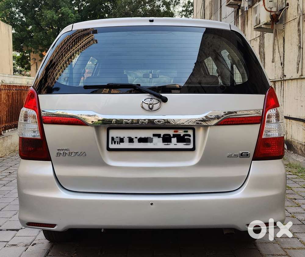 Toyota Innova 2.5 G (diesel) 8 Seater Bs Iv, 2016, Diesel