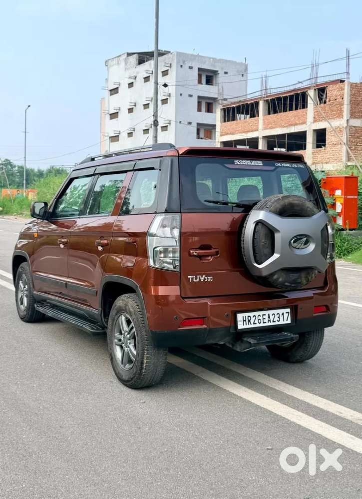 Mahindra Tuv 300 T10, 2019, Diesel