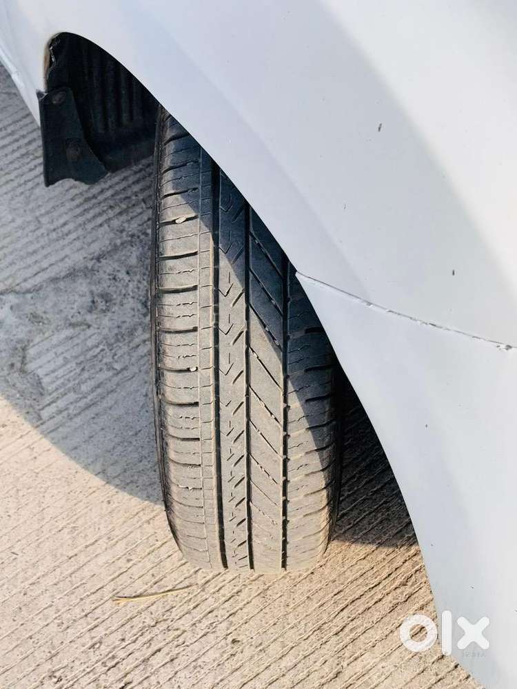 Hyundai Petrol Manual 2011