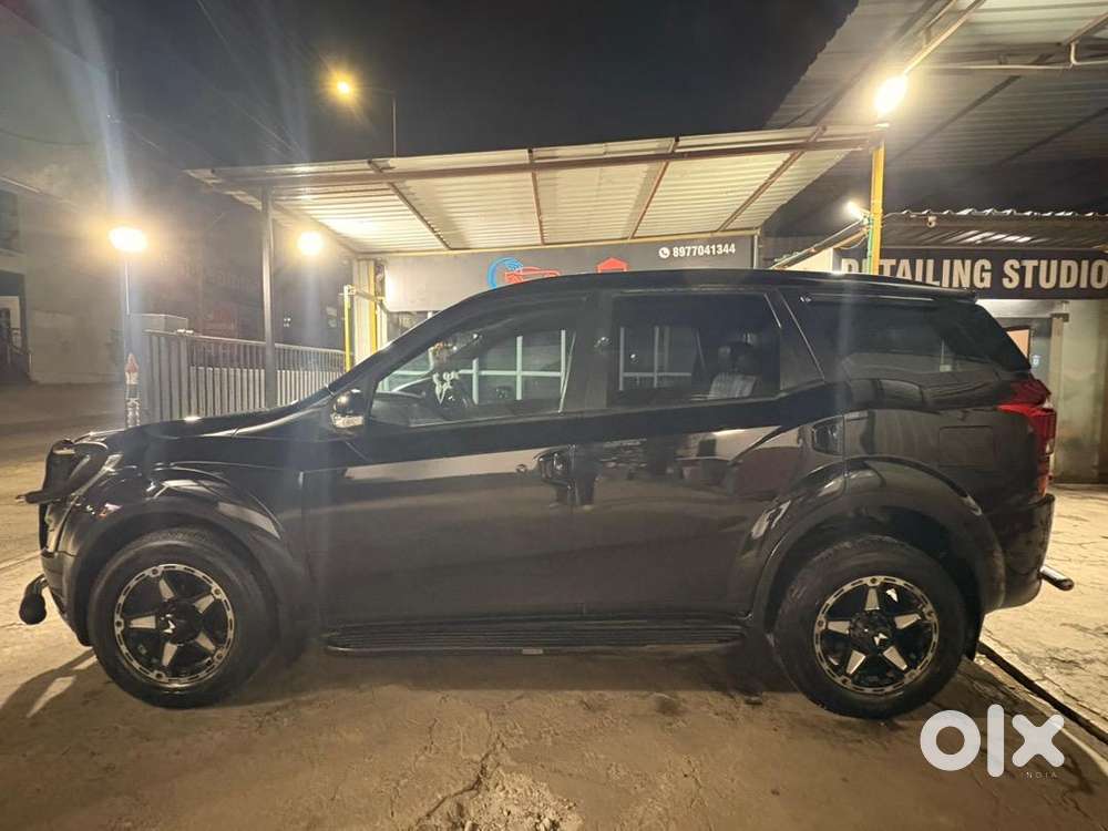 Mahindra Xuv500 2018 Diesel 120000 Km Driven