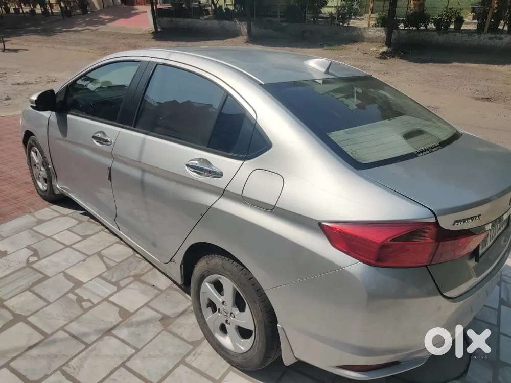 Honda City 2016 Optional Black Interior Limited