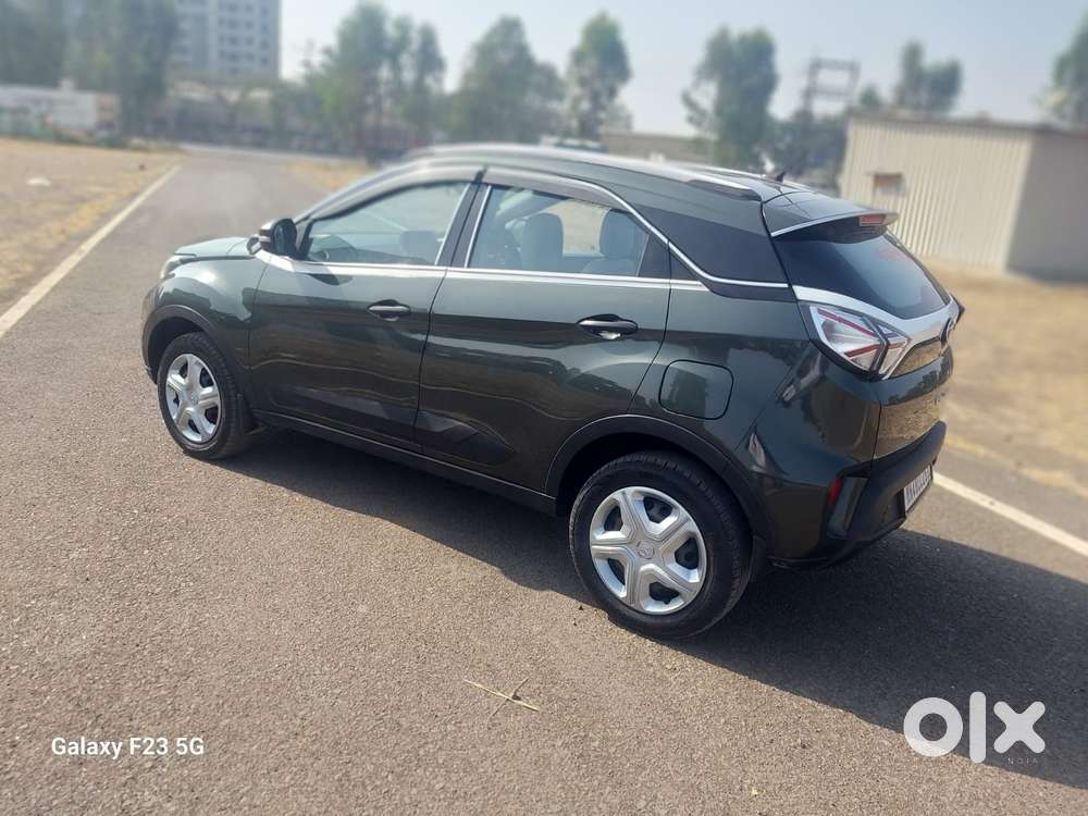 Tata Nexon 1.2 Revotron Xza Plus Luxs Red Dark Edition Amt, 2021, Pe..