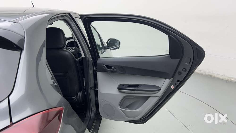 Tata Tiago 1.2 Revotron Xt Cng, 2023, Cng & Hybrids