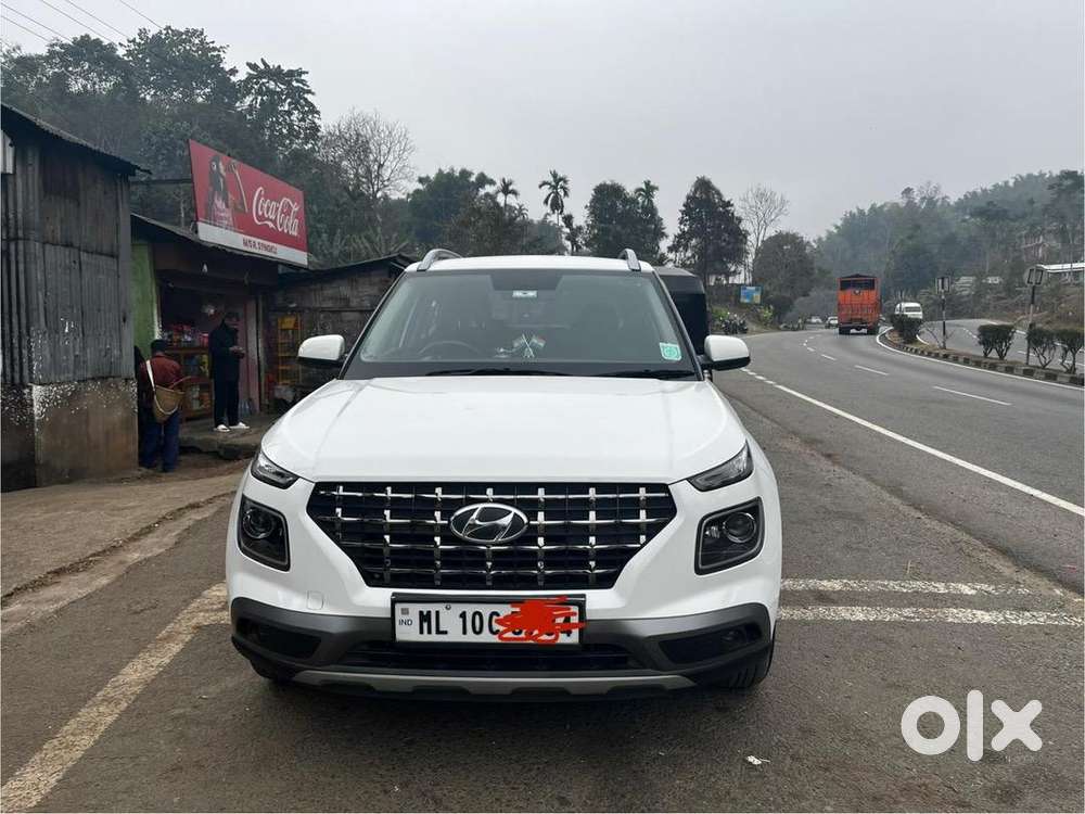 Hyundai Venue 2022 Petrol 80000 Km Driven