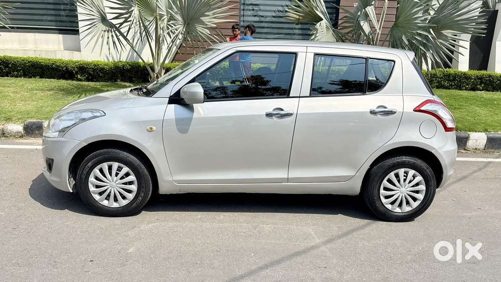 Maruti Suzuki Swift Lxi Option, 2012, Petrol