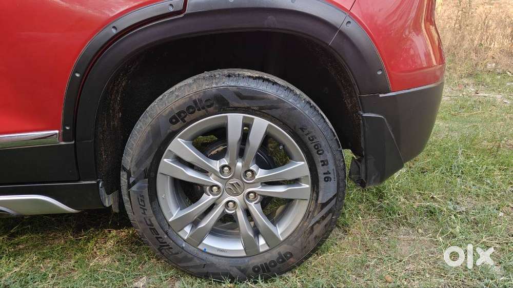 Maruti Suzuki Vitara Breeza Zdi+ Dual Tone