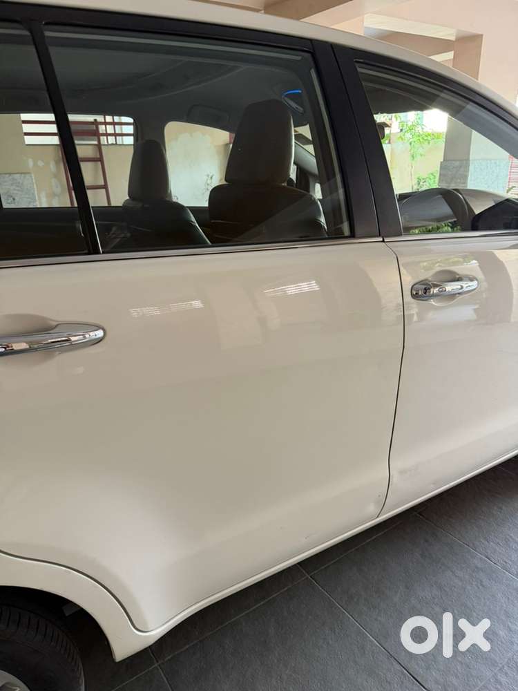2016 Toyota Innova Crysta Diesel At