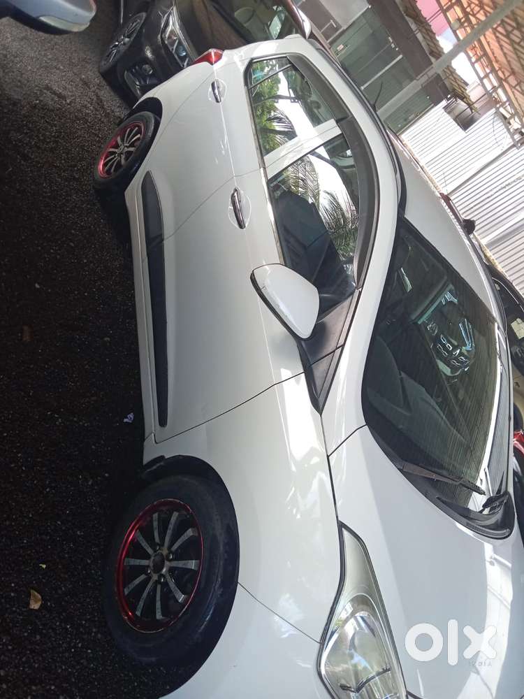 Hyundai Grand I10 Sportz Edition, 2014, Petrol