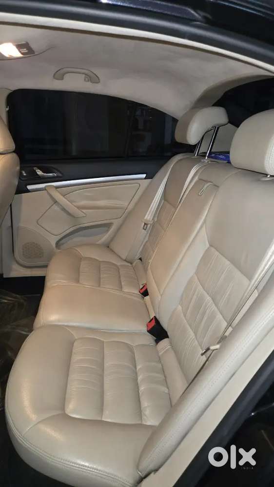 Skoda Laura 2012 Diesel Well Maintained