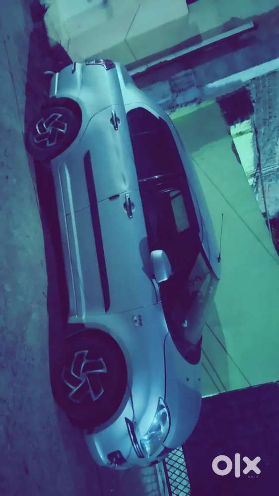 Maruti Suzuki Dzire 2011