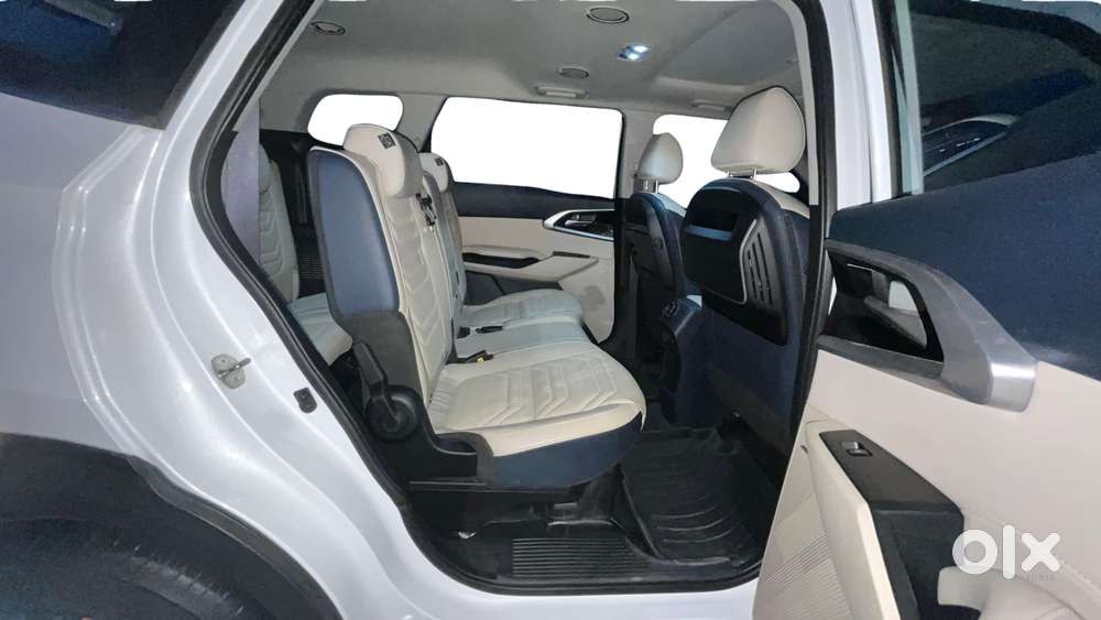 Kia Carens 1.5 Luxury Plus Turbo Dct 7 Str, 2023, Petrol