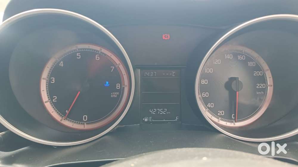 Maruti Suzuki Swift Zxi Plus Dual Tone, 2019, Petrol