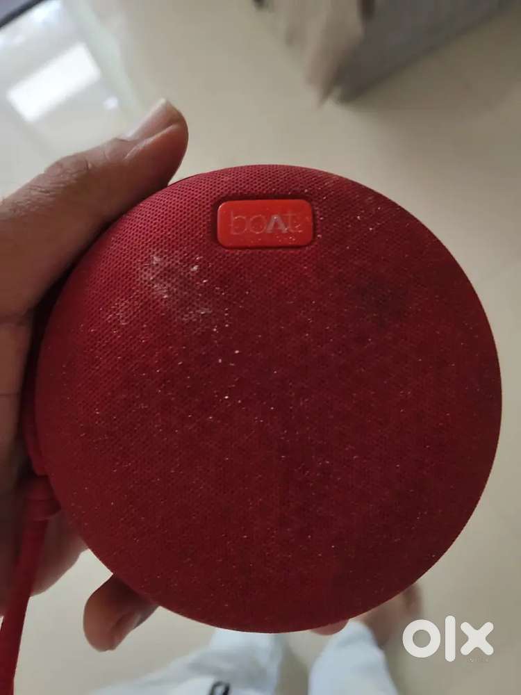 Bluetooth speaker boat
