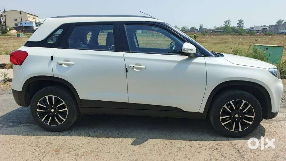 Maruti Suzuki Brezza 1.5 Zxi Plus At Smart Hybrid, 2022, Petrol