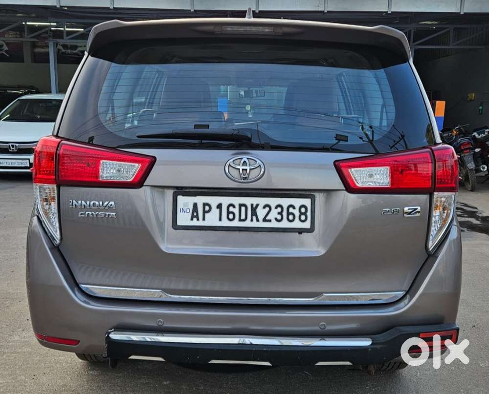 Toyota Innova Crysta 2.8 Z, 2016, Diesel