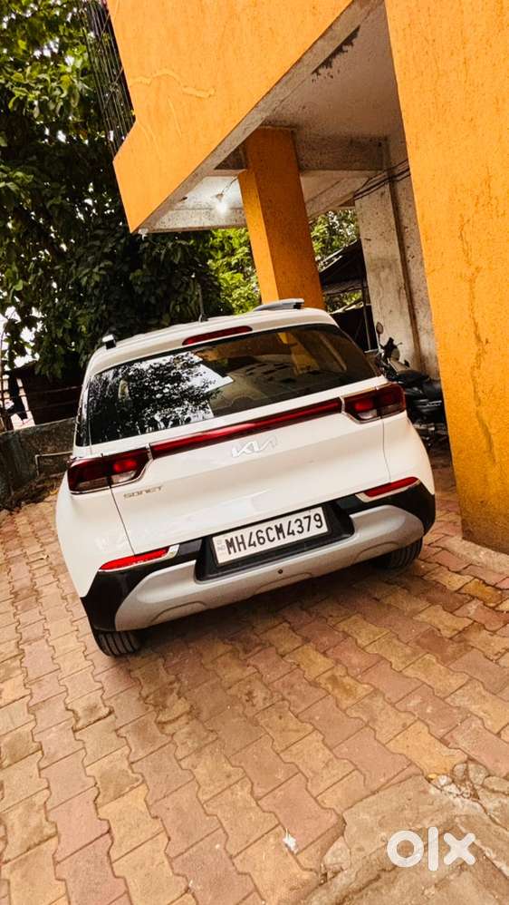 Kia Sonet Petrol 2023
