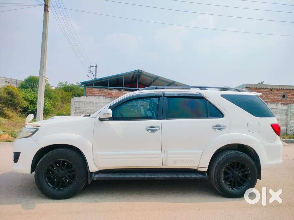Toyota Fortuner 2011-2016 4x2 Manual, 2014, Diesel
