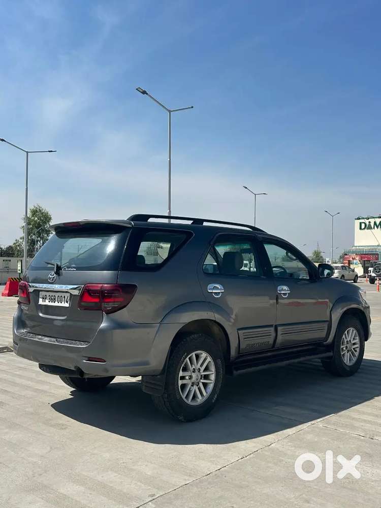 Toyota Fortuner 2012 Diesel 185000 Km Driven