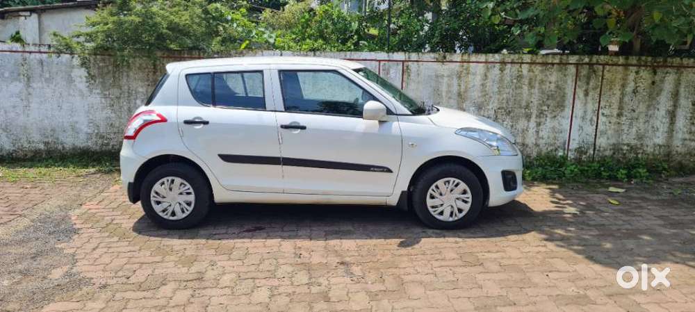 Maruti Suzuki Swift Lxi, 2015, Petrol