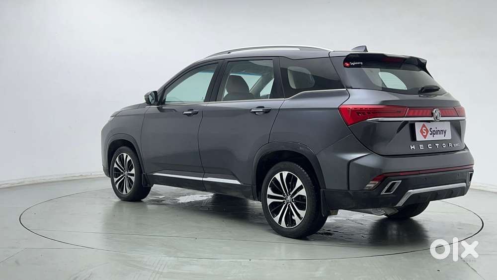 Mg Hector Plus Sharp Pro 1.5 Turbo Petrol Cvt 6 Str, 2023, Petrol