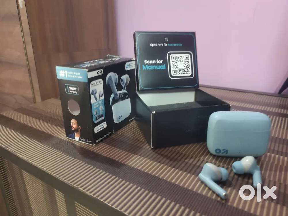Go Boult Z60 wireless Ear Bud