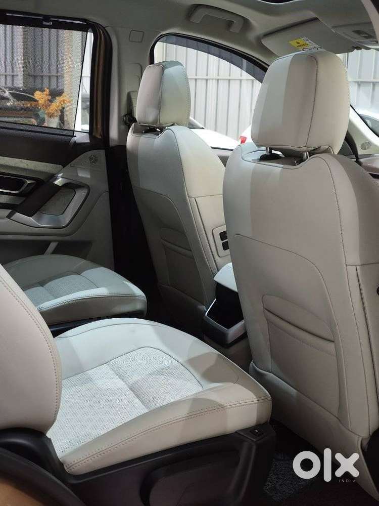 Tata Safari Accomplished Dark Edition At, 2024, Diesel