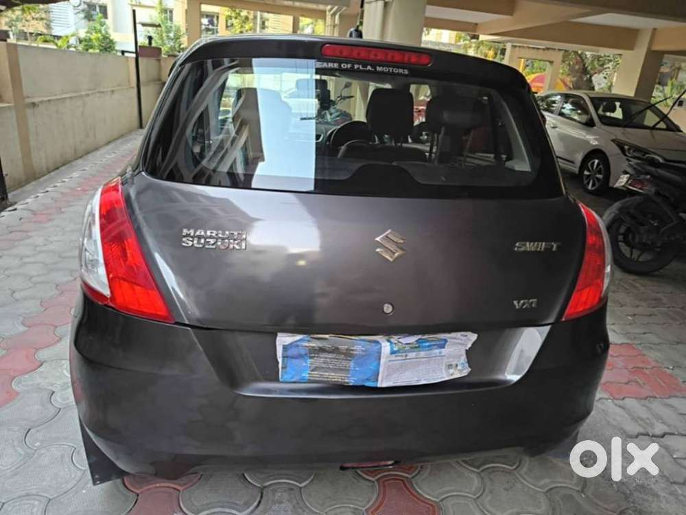 Maruti Suzuki Swift 1.3 Vxi, 2017, Petrol