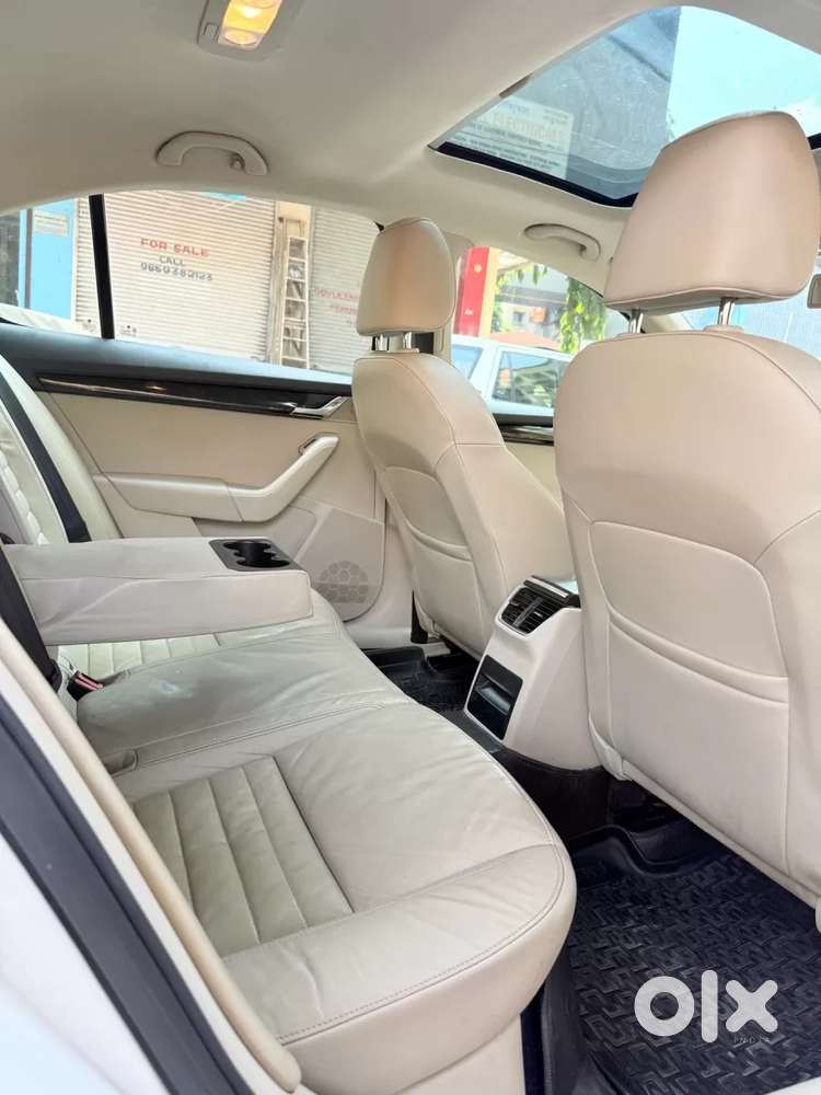 Skoda Octavia 1.8 Tsi Style Plus At, 2017, Petrol