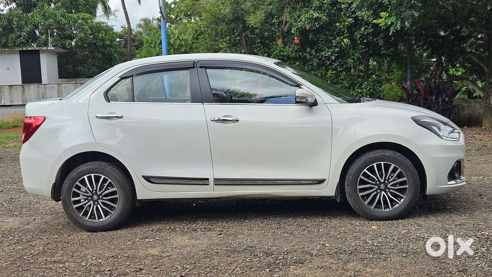 Maruti Suzuki Swift Dzire Zxi + Amt, 2022, Petrol