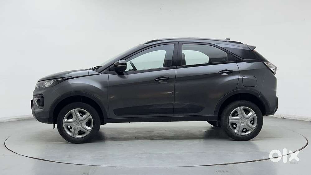 Tata Nexon 1.2 Revotron Xm (s), 2022, Petrol