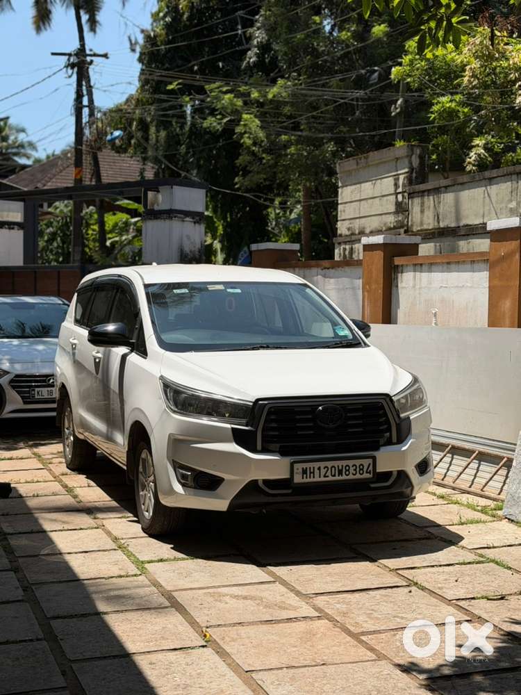 Toyota Innova Crysta 2019