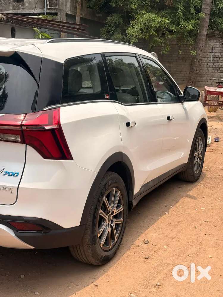 Xuv 700 Ax7l 7 Seats Diesel