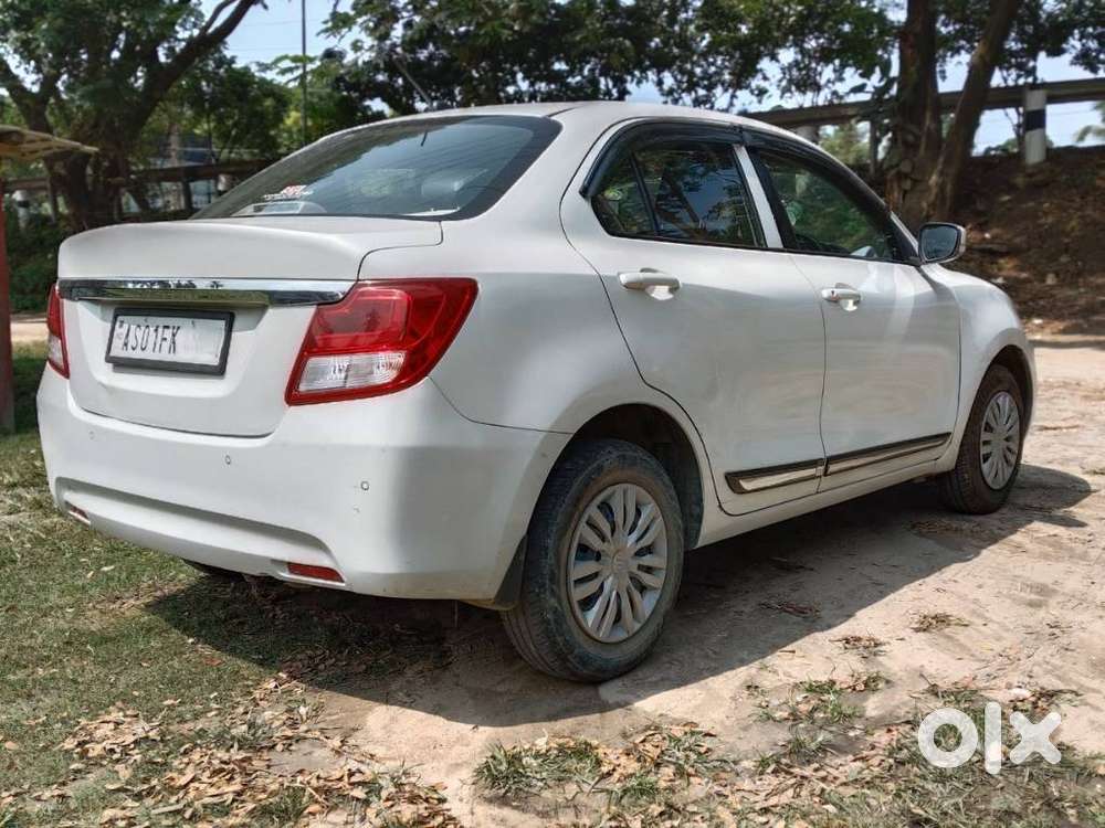 Maruti Suzuki Dzire 1.2 Vxi, 2023, Petrol
