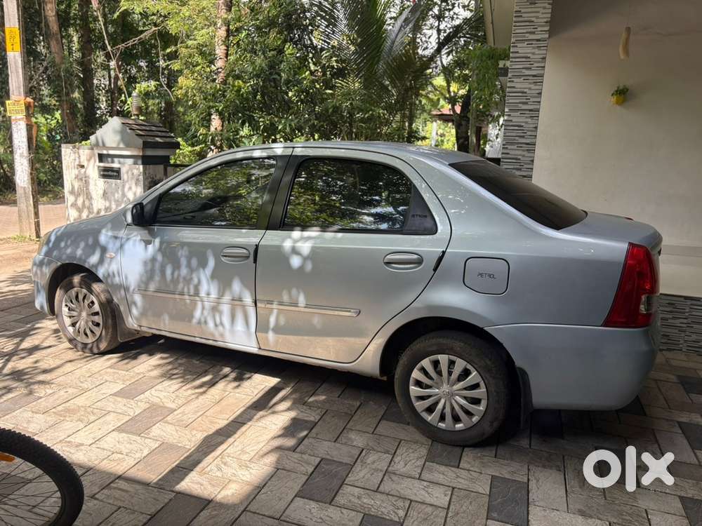 Toyota Etios 2011 Petrol Well Maintained