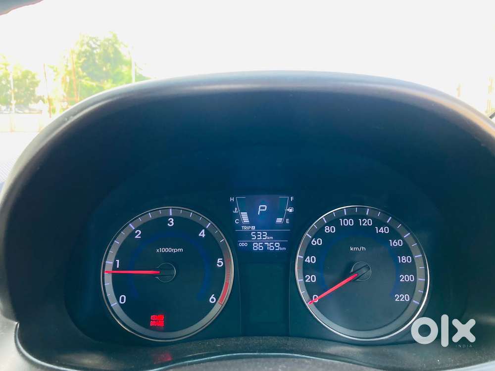 Hyundai Verna Crdi 1.6 At Ex, 2013, Diesel