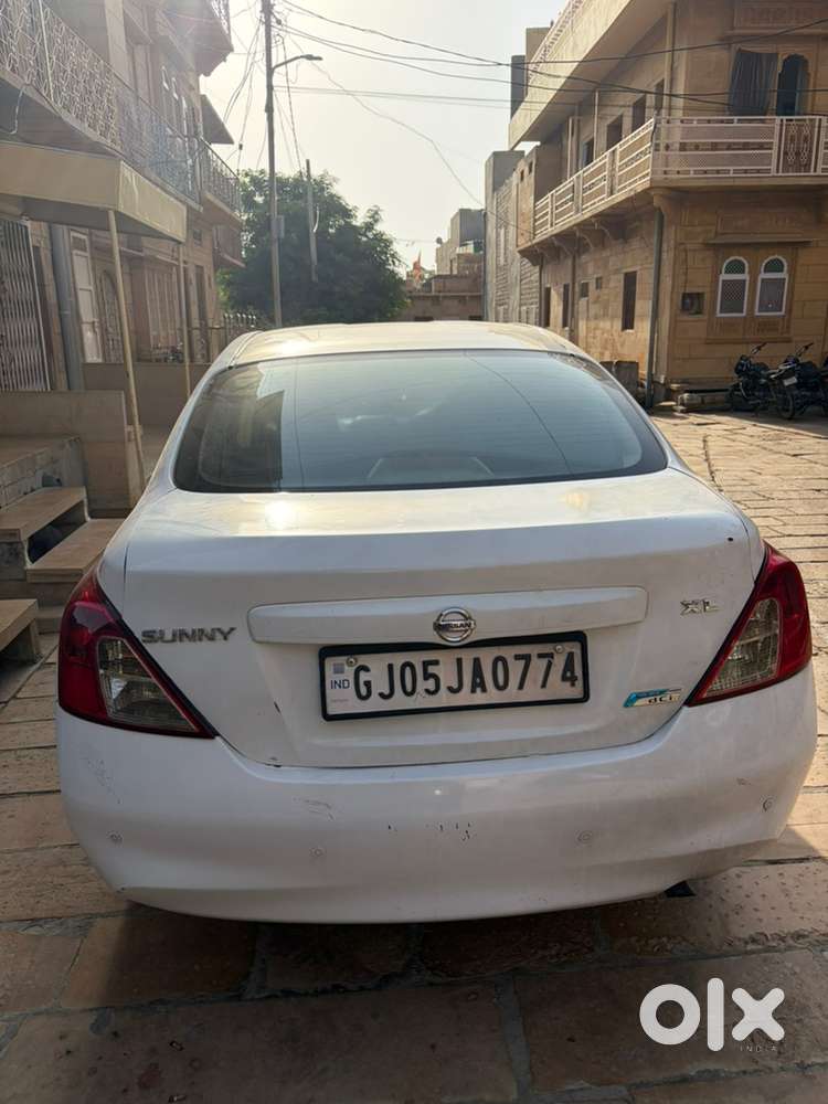 Nissan Sunny Diesel 2012 Year