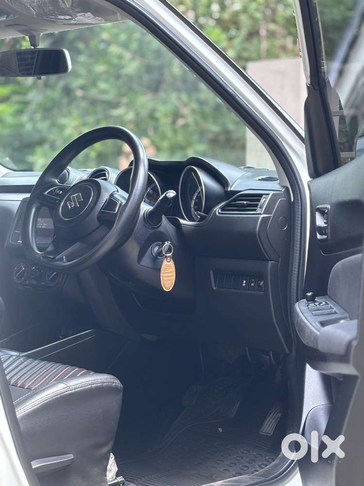 Maruti Suzuki Swift Amt Vvt Zxi, 2018, Petrol