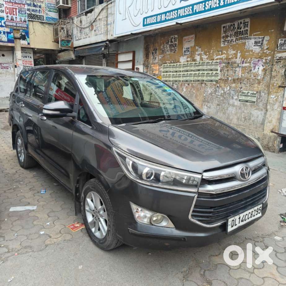 Toyota Innova Crysta 2.4 Vx Mt, 2016, Petrol