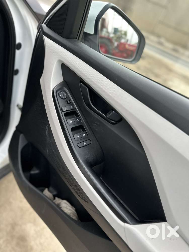 Hyundai Creta 1.5 Ex Petrol, 2023, Petrol